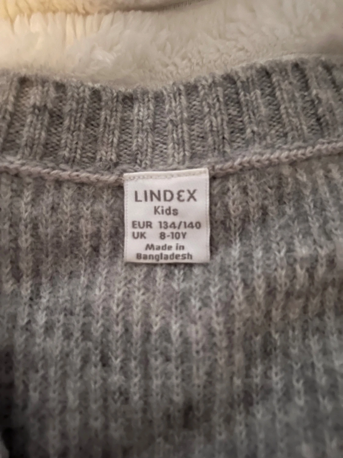 Grå ribbstickad kofta från Lindex - 1