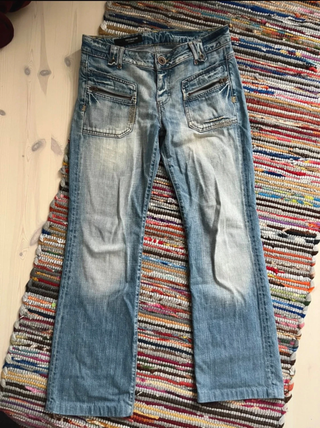 coola light wash jeans - 1