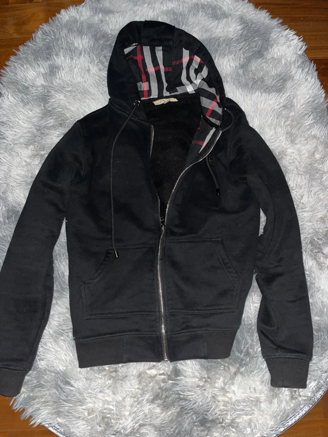 Svart rutig hoodie från Burberry - 4