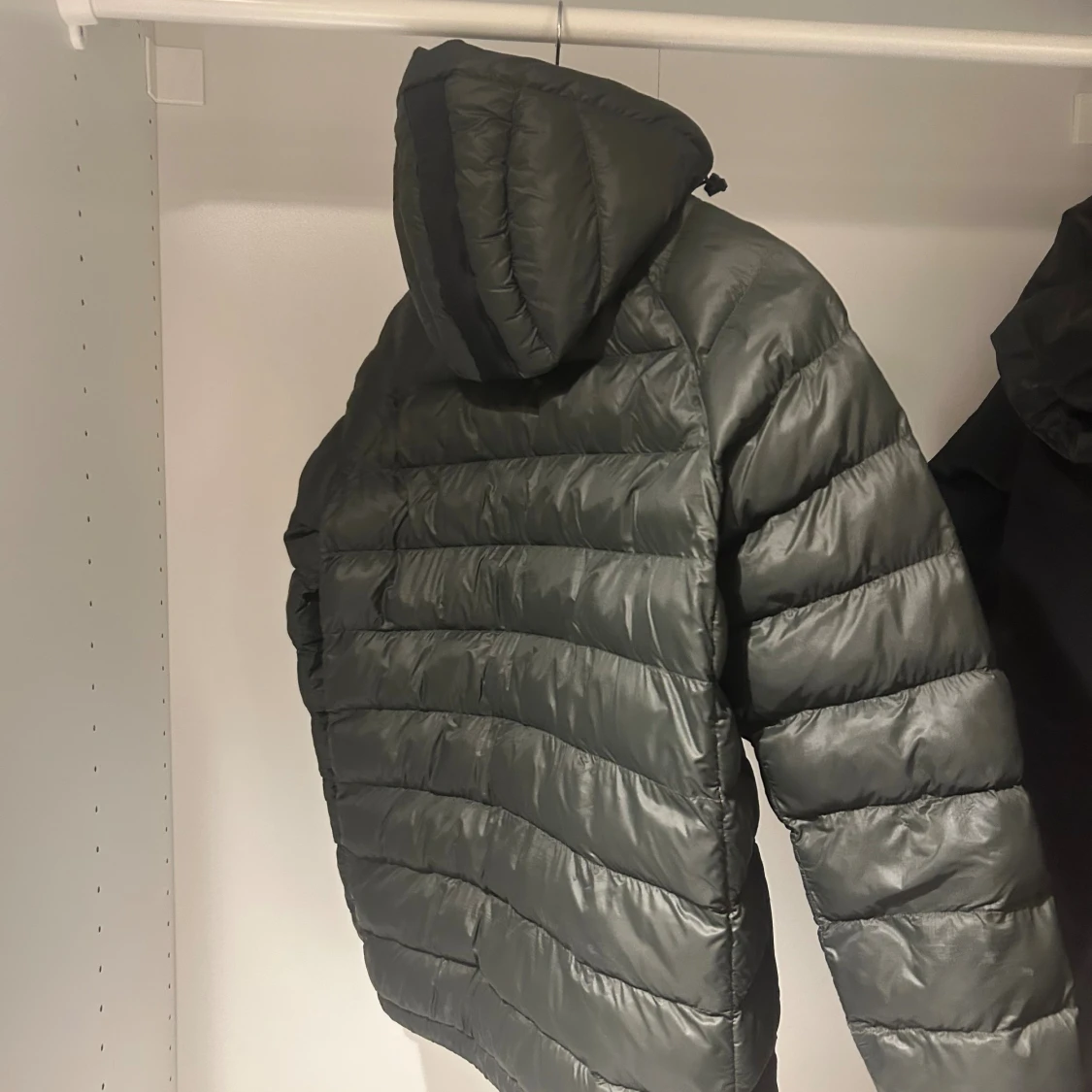 Mörkgrön dunjacka Peak Performance - 2