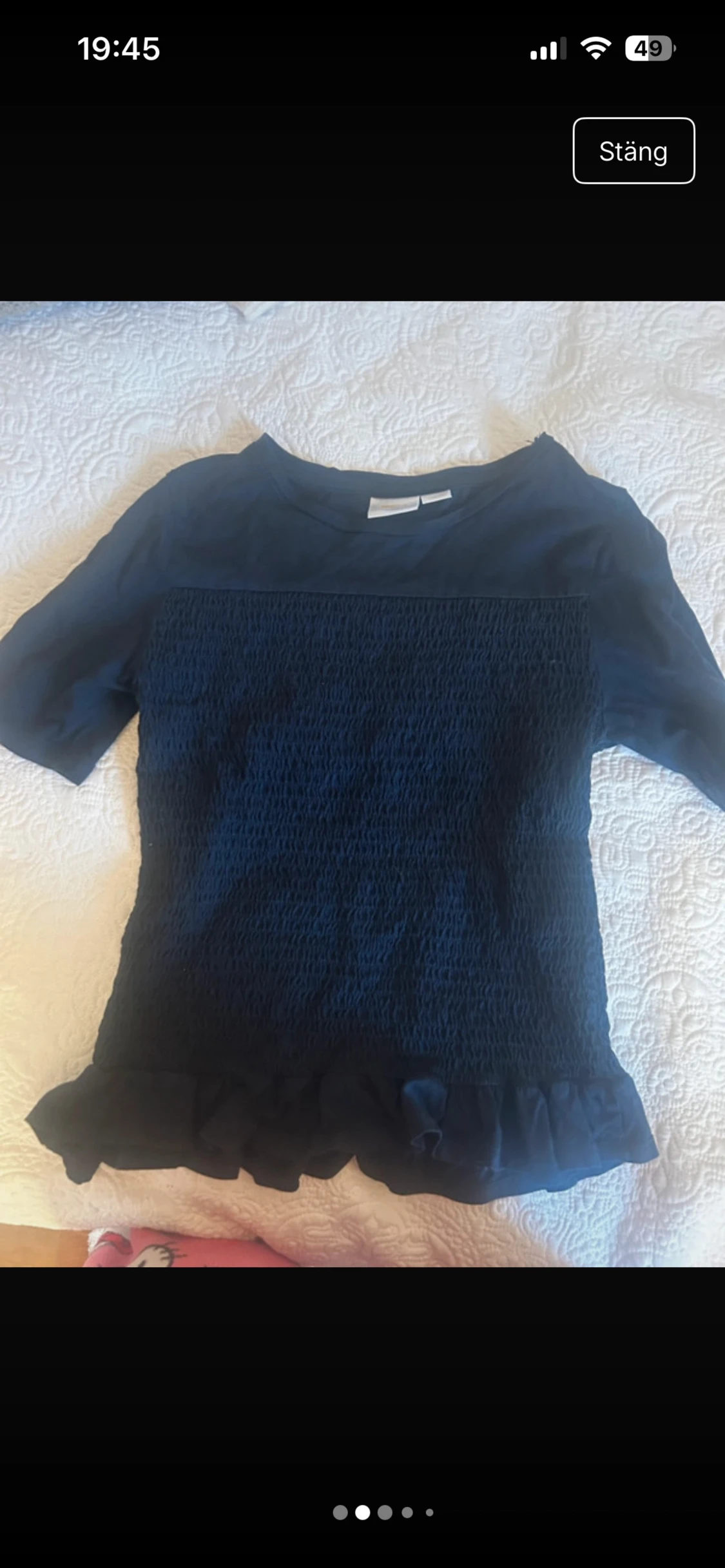 Mörkblå volangblus från Gina Tricot - 1