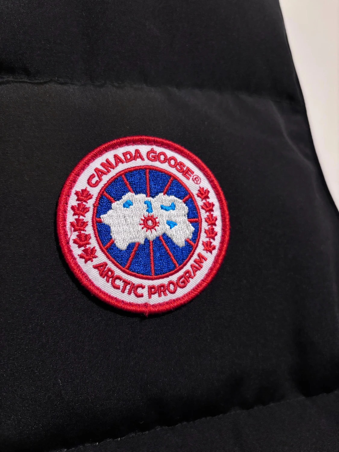 Svart dunväst från Canada Goose XL - 4
