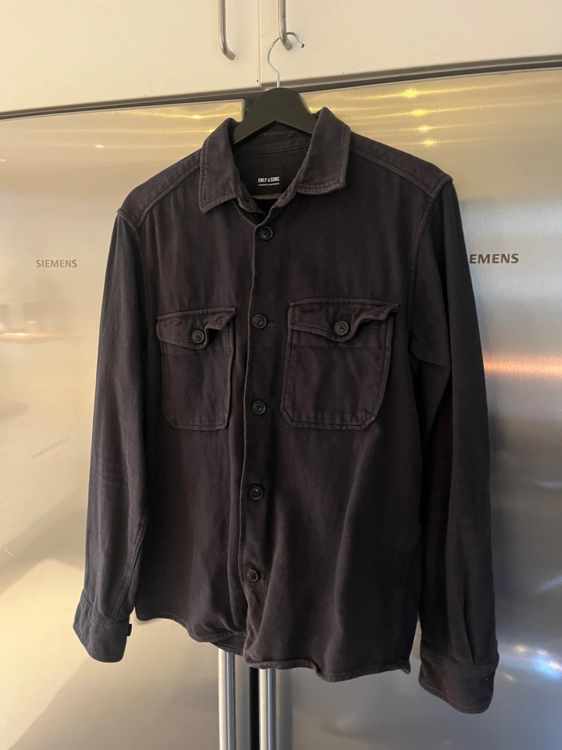Svart overshirt från Only & Sons