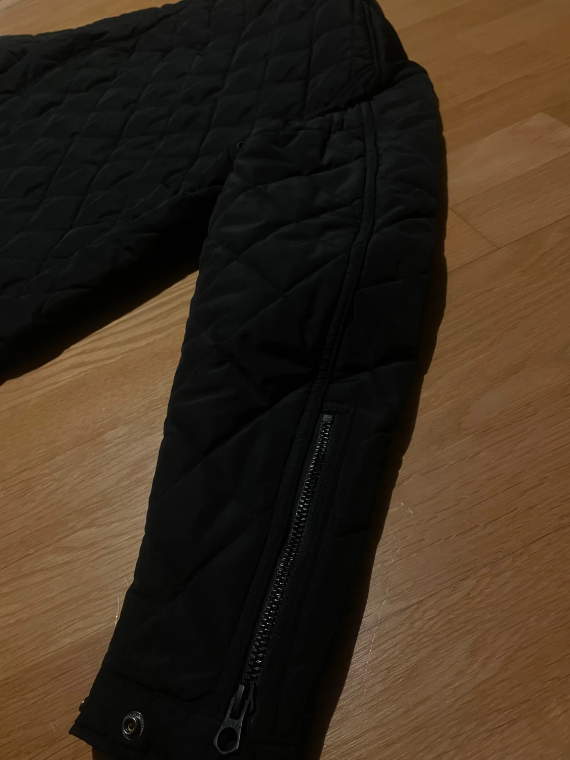 Svart quiltad jacka från Replay - 3