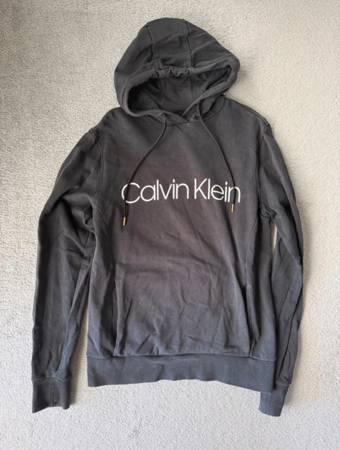 Svart Calvin Klein hoodie stl S