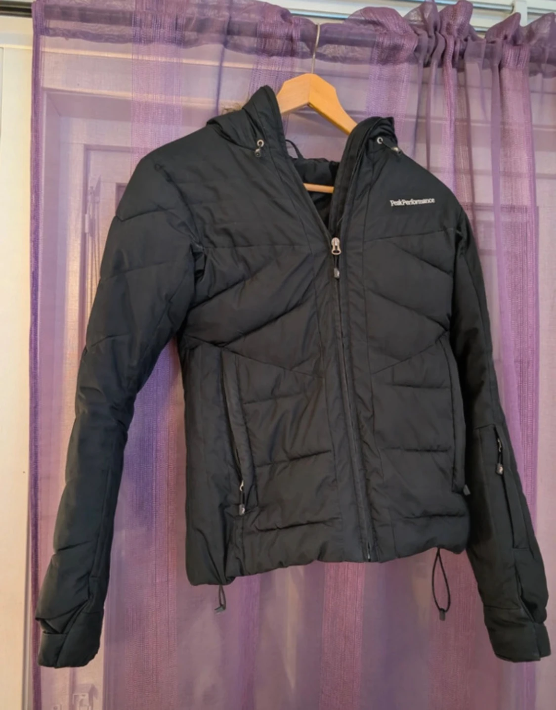 Svart vinterjacka Peak Performance - 1