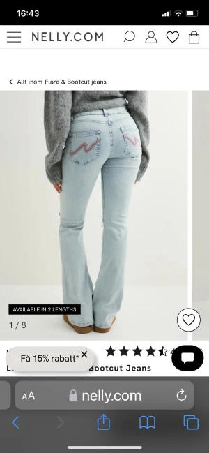 Nelly jeans - Skit snygga Nelly jeans nypris:599kr har klippt av dem några centimeter längst ner för att jag är ganska kort (161cm) kom med prisförslag!💗