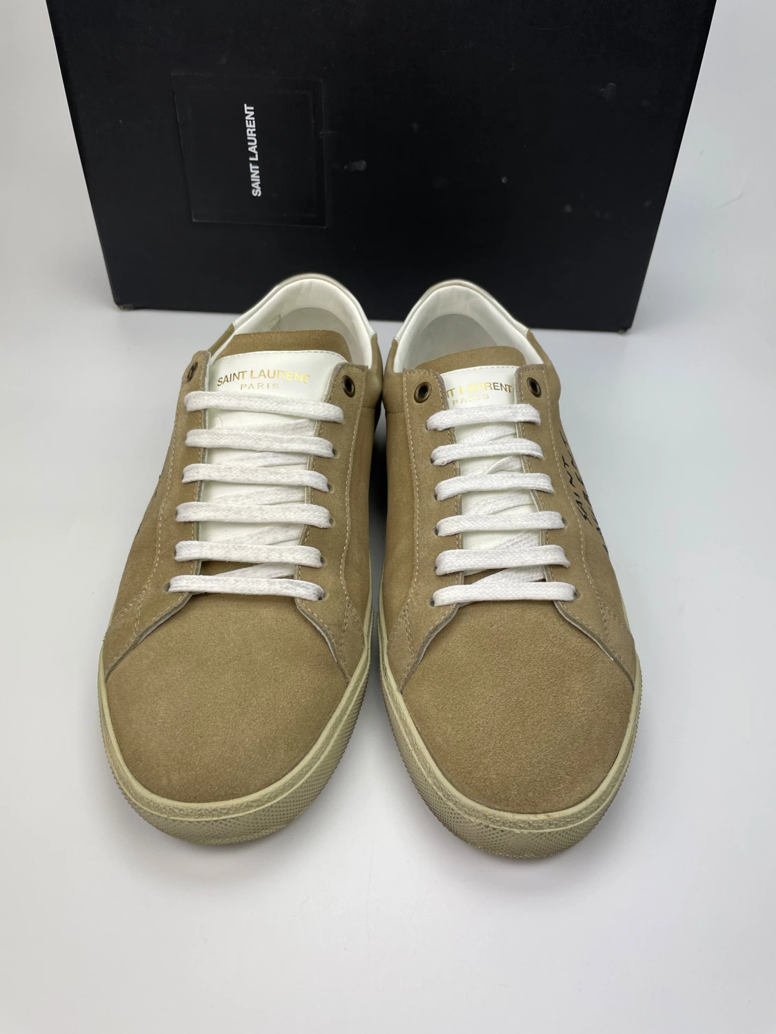 Saint Laurent(nya) - 1