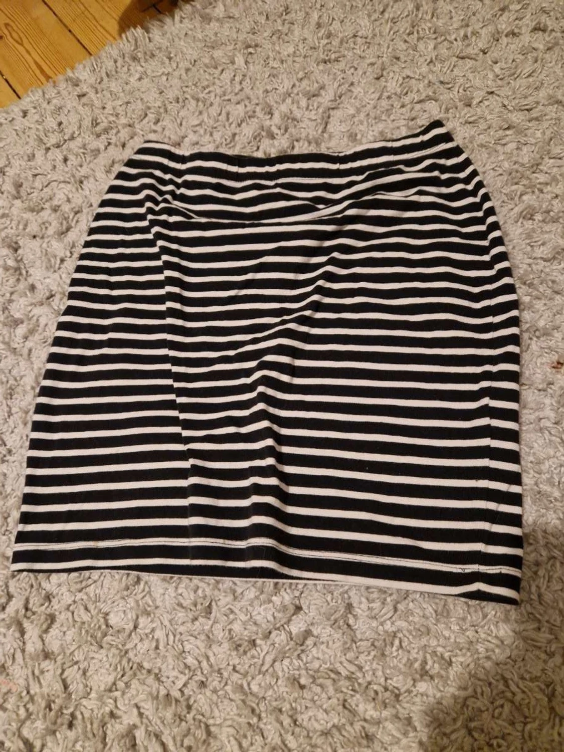 Randig svartvit kjol Zalando Essentials - 1