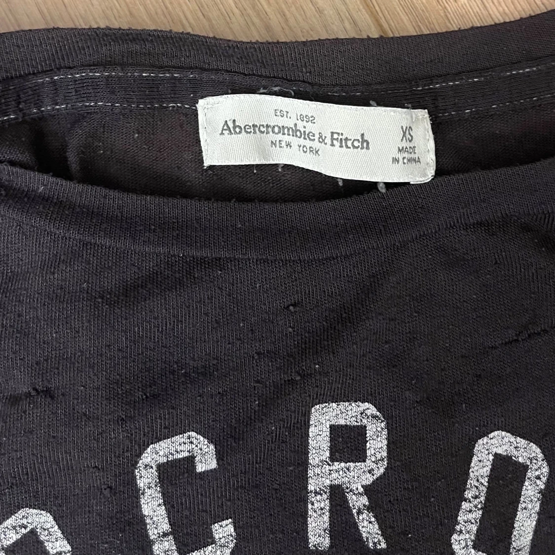 Svart Abercrombie t-shirt med tigertryck - 2