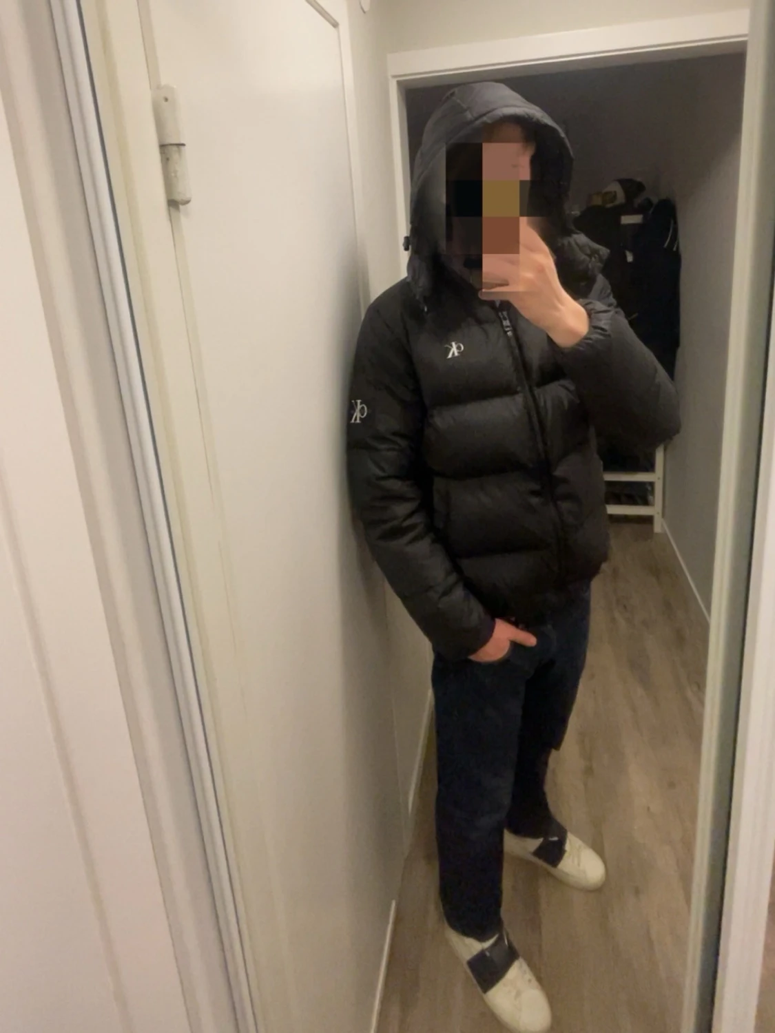 Svart pufferjacka från Calvin Klein - 1