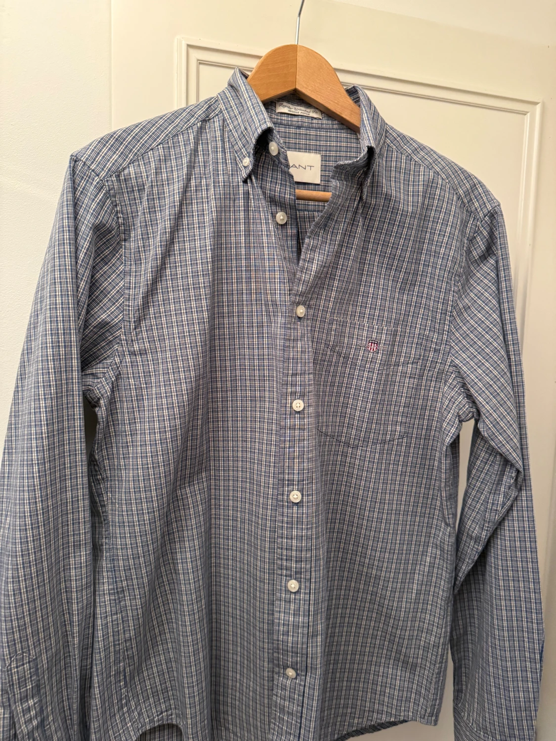 Blårutig skjorta från Gant - 1