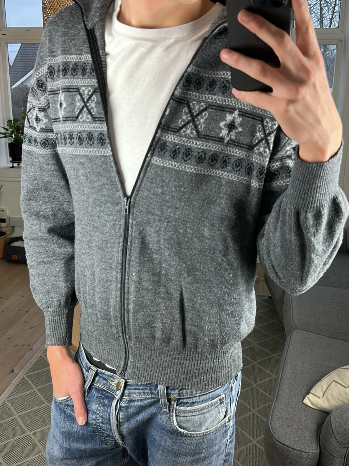 Mönsterstickad zip tröja grå  - 1