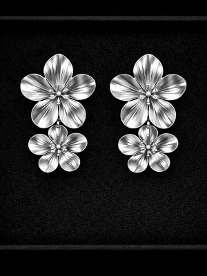 Silver örhängen  - GRATIS GÅVA MED VARGE ORDER!! Supertrendig stockholmsstil tjejer, ring silver. Vinter ring smycke. Gjord av mässing stål, jag svarar och skickar alltid snabbt!