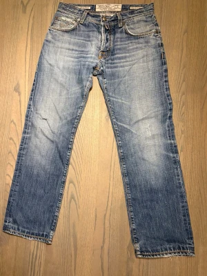 Jacob Cohen jeans - Snygga Jacob Cohen jeans! Modell 620 som är regular med snygg passform! Skicket är bra använt skick! Hör av er vid frågor!