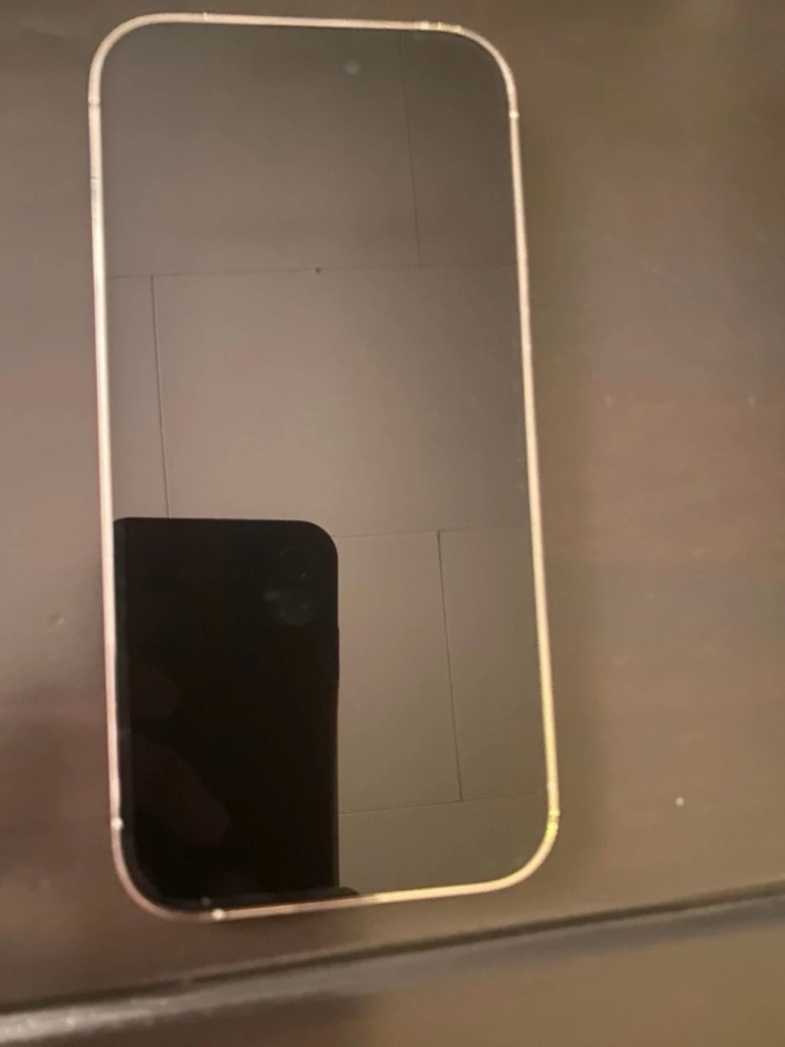 Vit iPhone med trippelkamera 1TB - 1