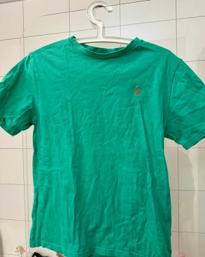 T-shirt junior L (164) - T-shirt från Polo Ralph Lauren, junior storlek L. Använd men fint skick. 