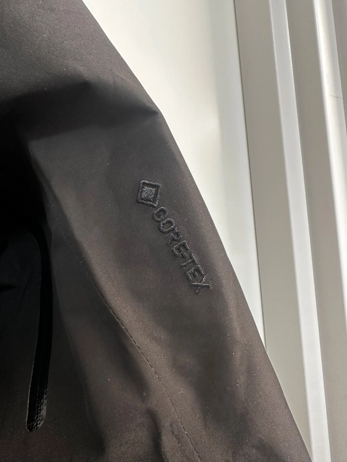 Svart Arc'teryx vindjacka Gore-Tex - 3