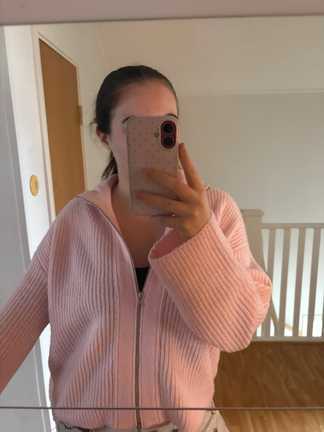 Ljusrosa stickad kofta från 157 - 4