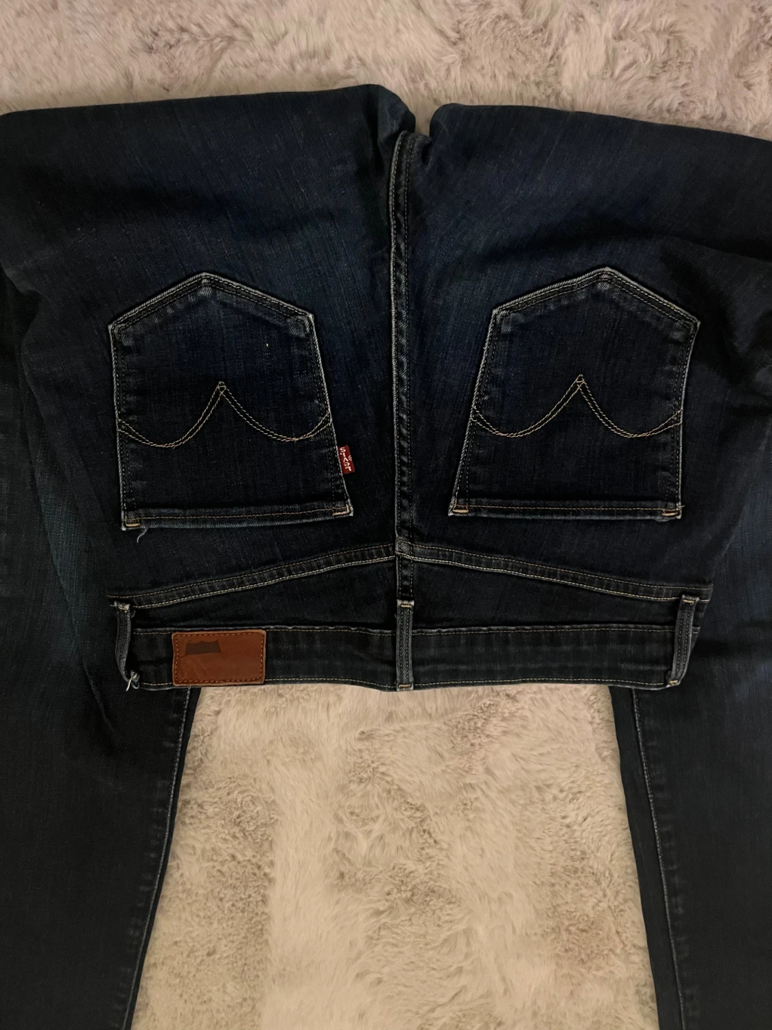 Levi's mörkblå skinny jeans  - 2