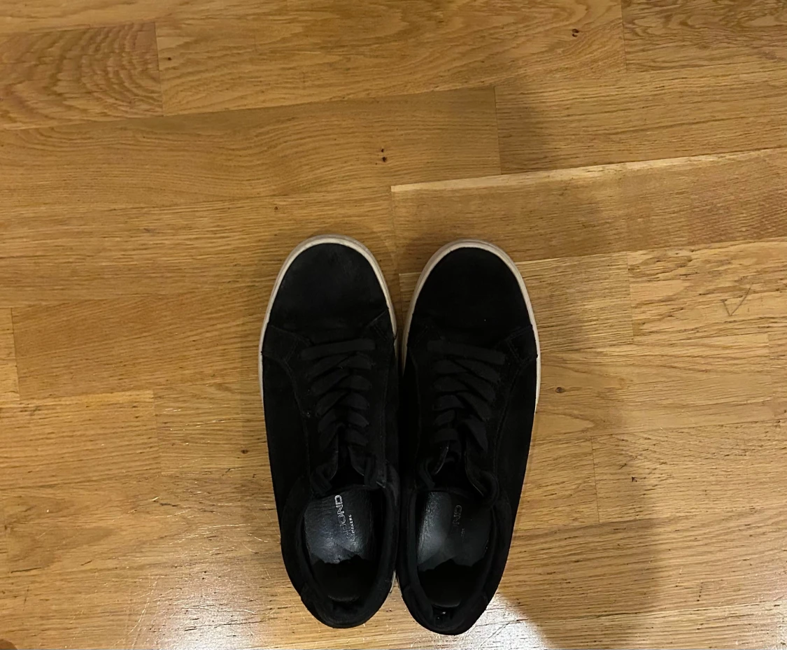 Svarta sneakers i mocka från Vagabond  - 1