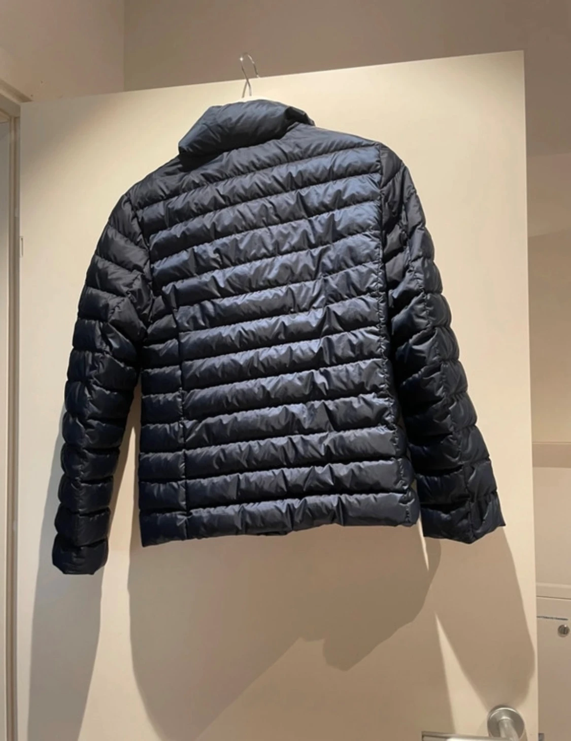 Mörkblå pufferjacka från GANT - 2