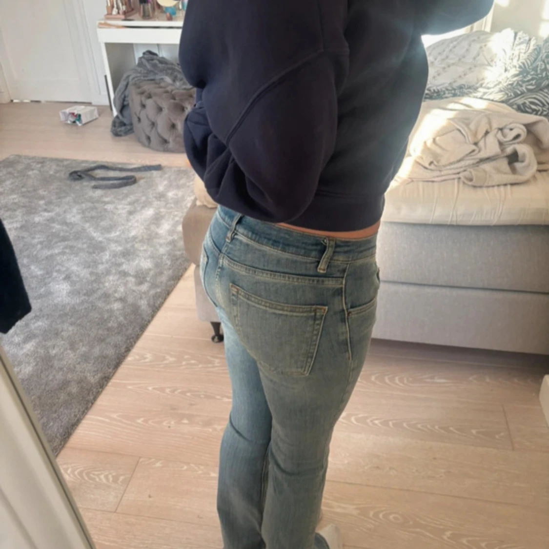 Ljusblå bootcut jeans - 2
