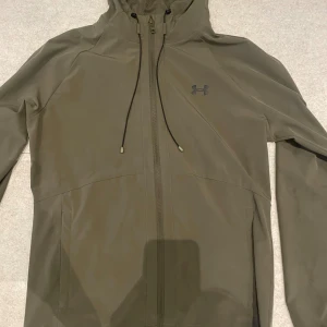 Under armour  - Fin jacka 