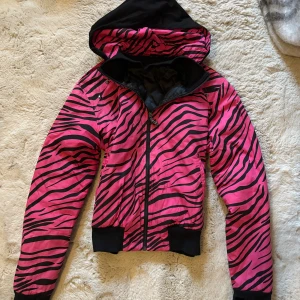 Living Dead souls scene emo  - Märke: Living Dead souls 