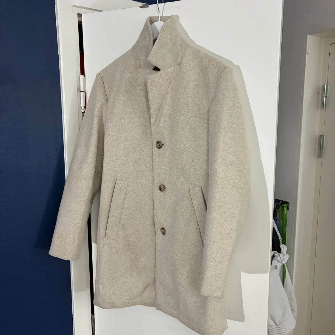 Beige rock i ullmix, strl 42 - 1