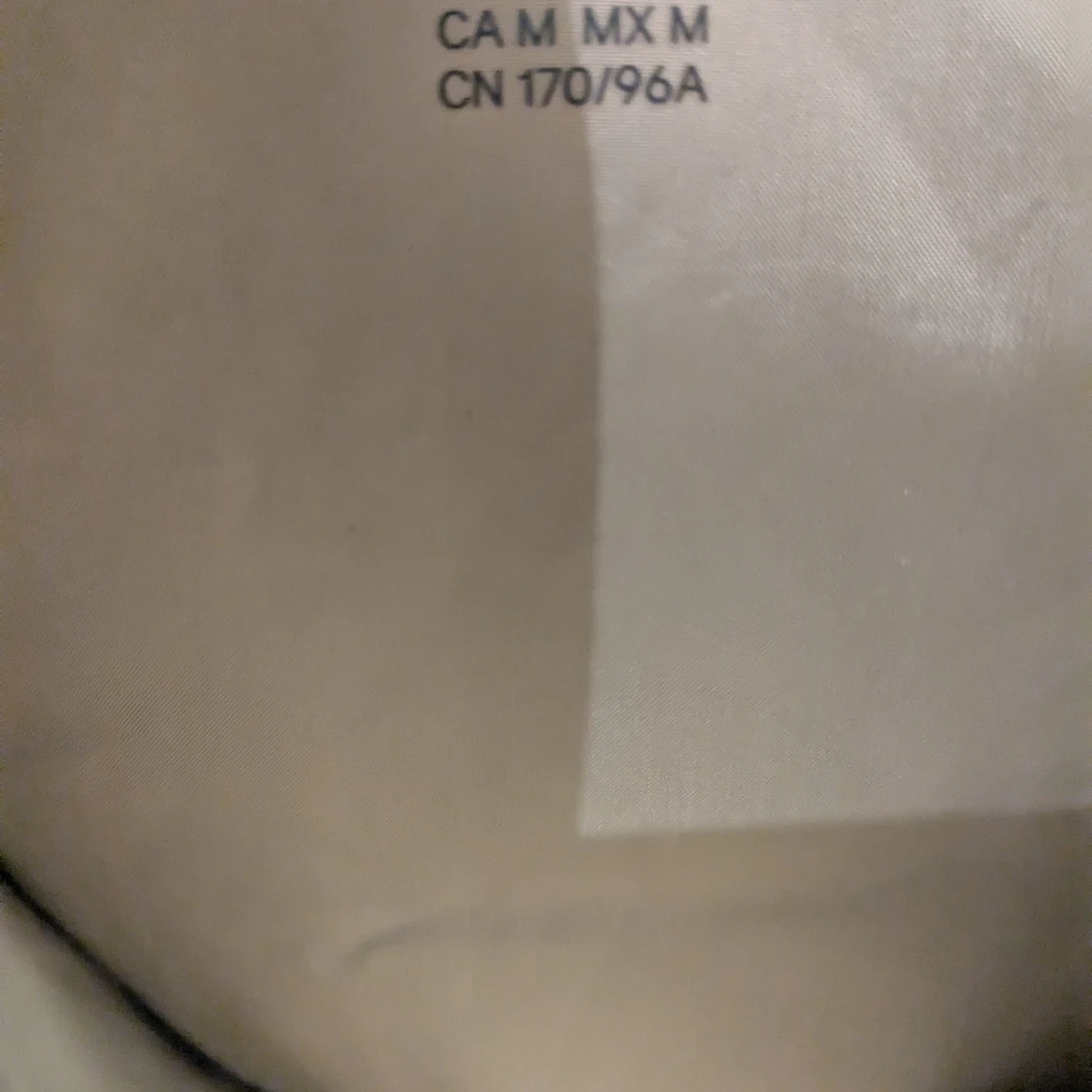 Beige quiltad jacka med huva, M från Hm Move  - 2