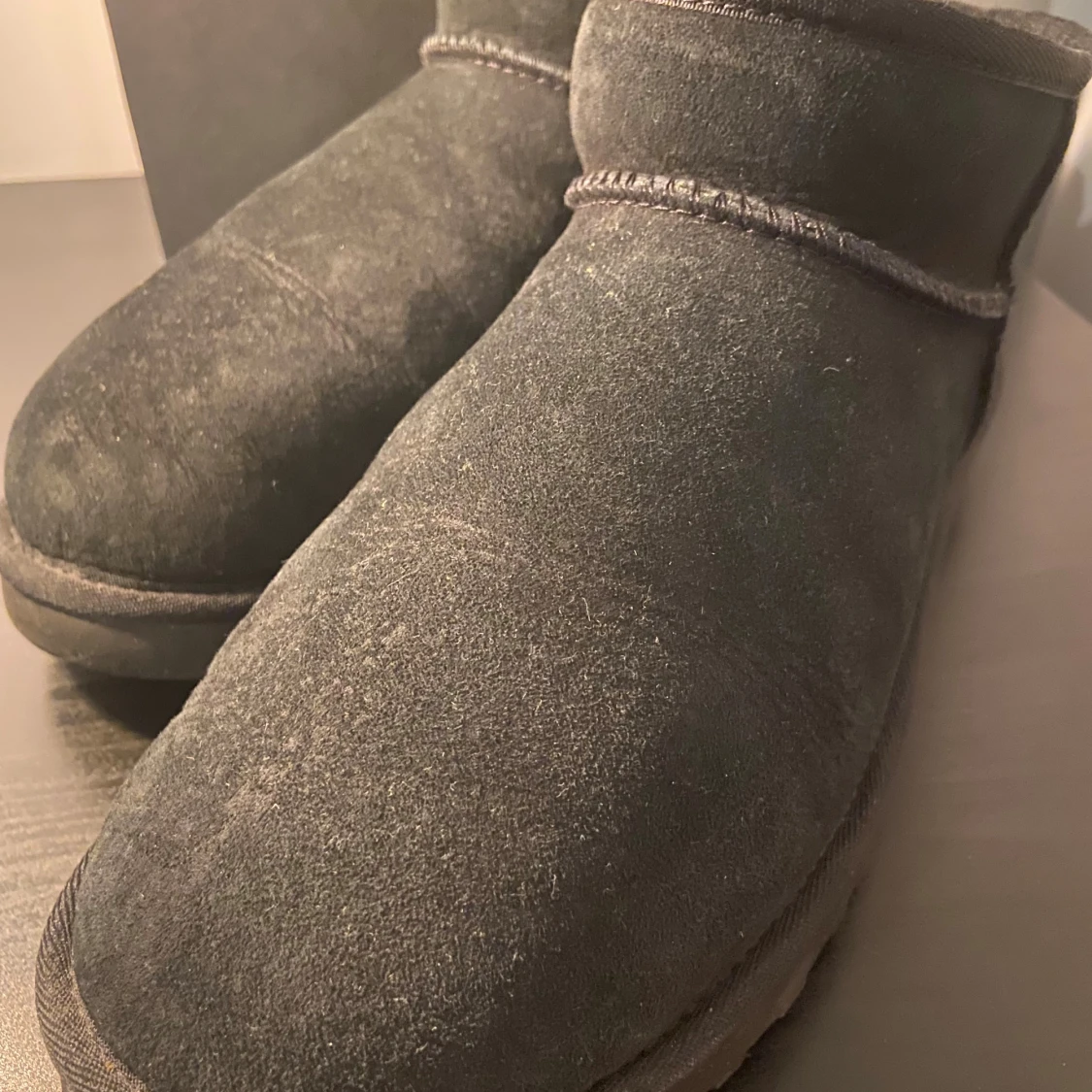 Svarta UGG boots i mocka - 3