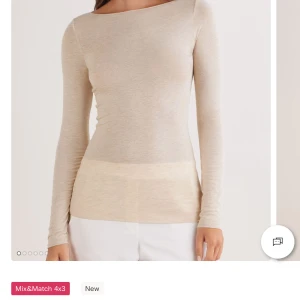 Intimissimi tröja  - Använd fåtal gånger, ser nästan oanvänd ut!❤️