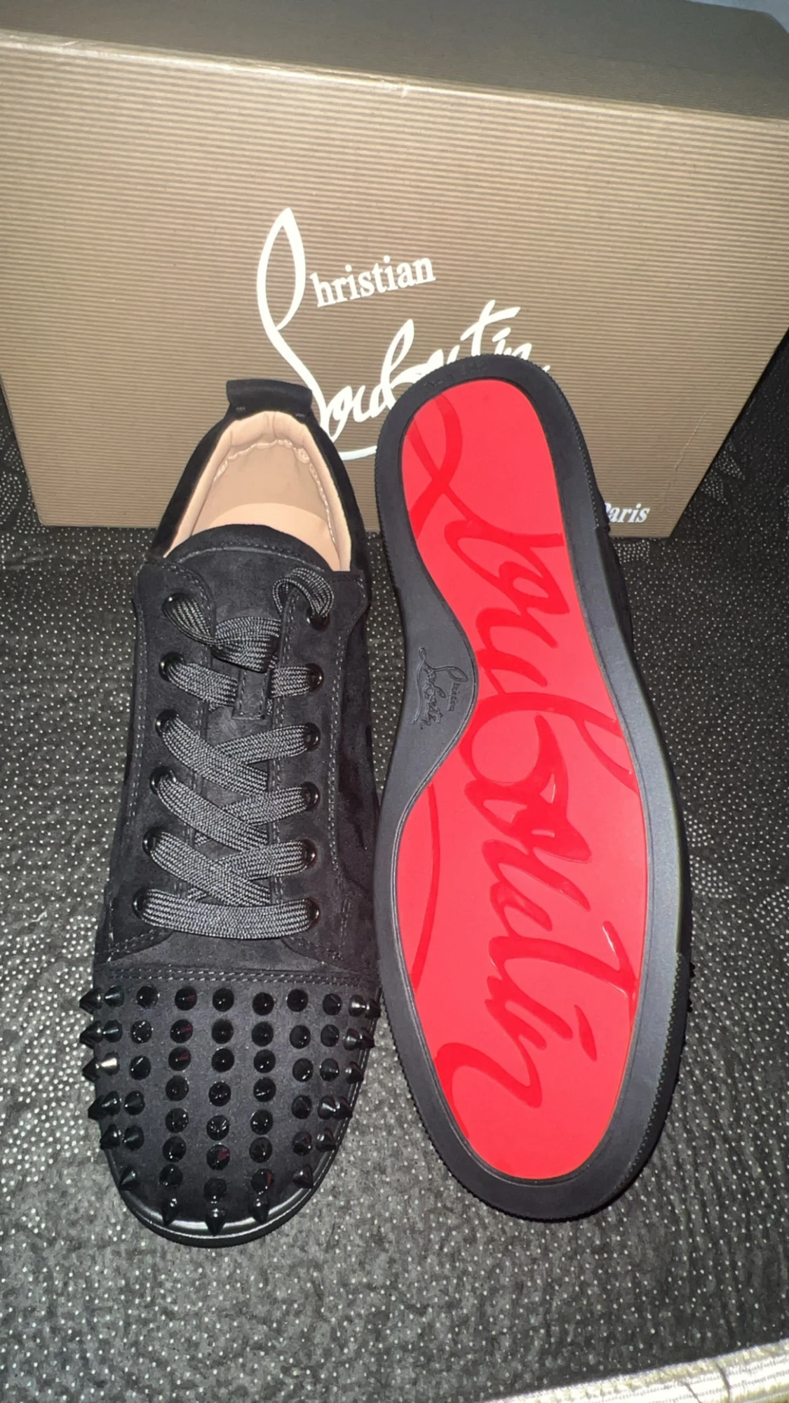 Christian Louboutin svarta sneakers med nitar - 1