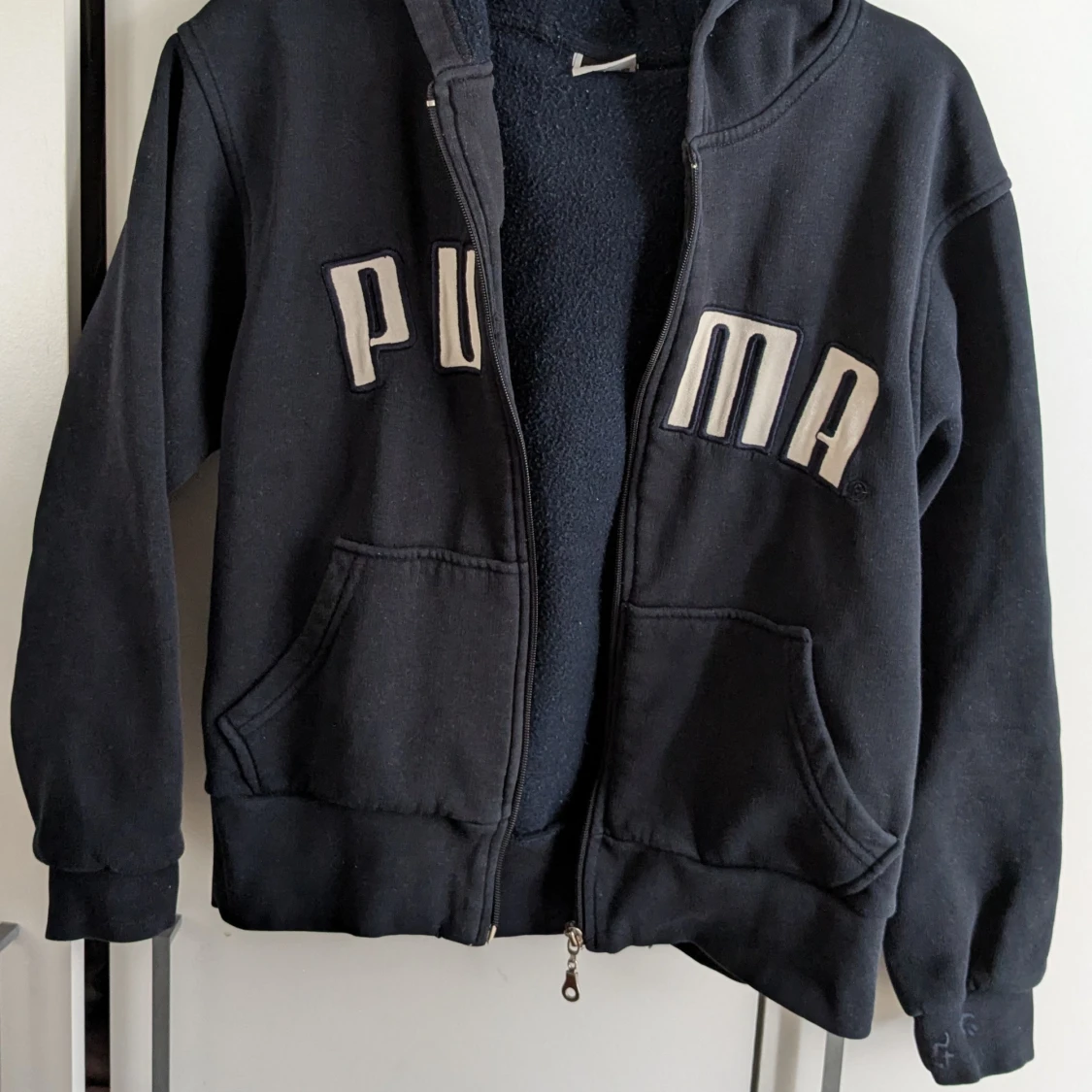 Svart hoodie från Puma - 1