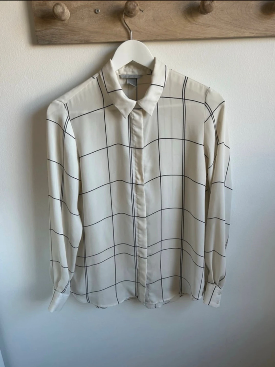 Vit rutig skjorta från H&M