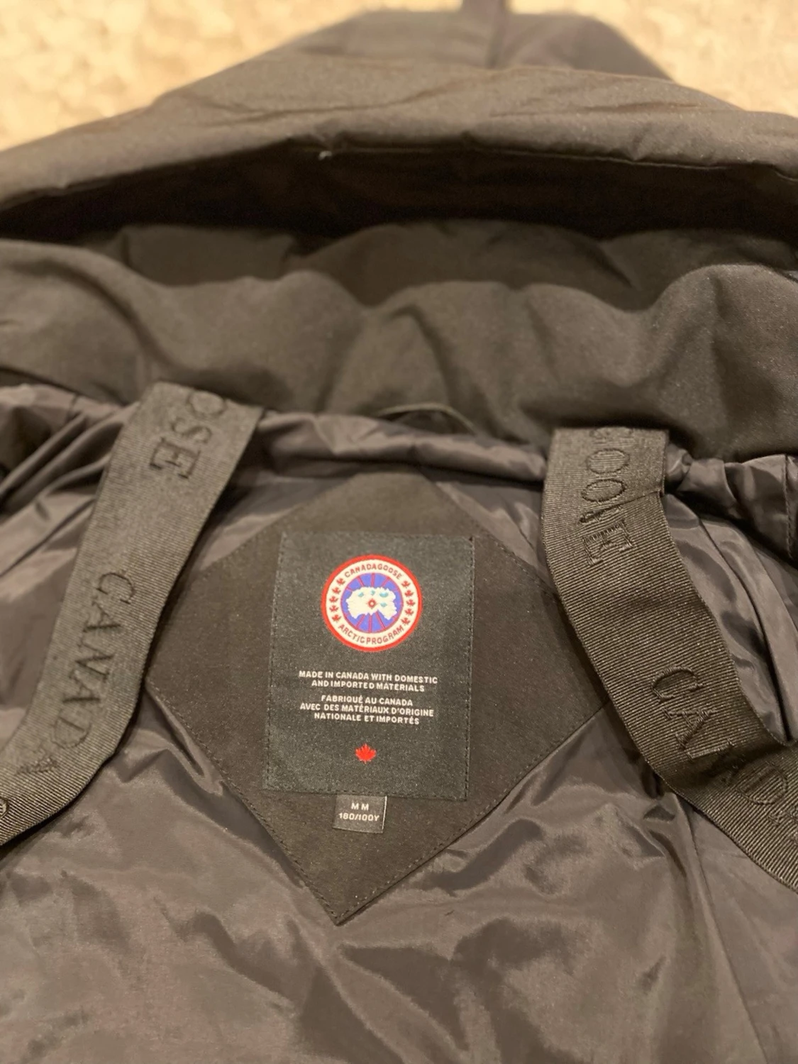 Svart Canada Goose dunjacka M - 2