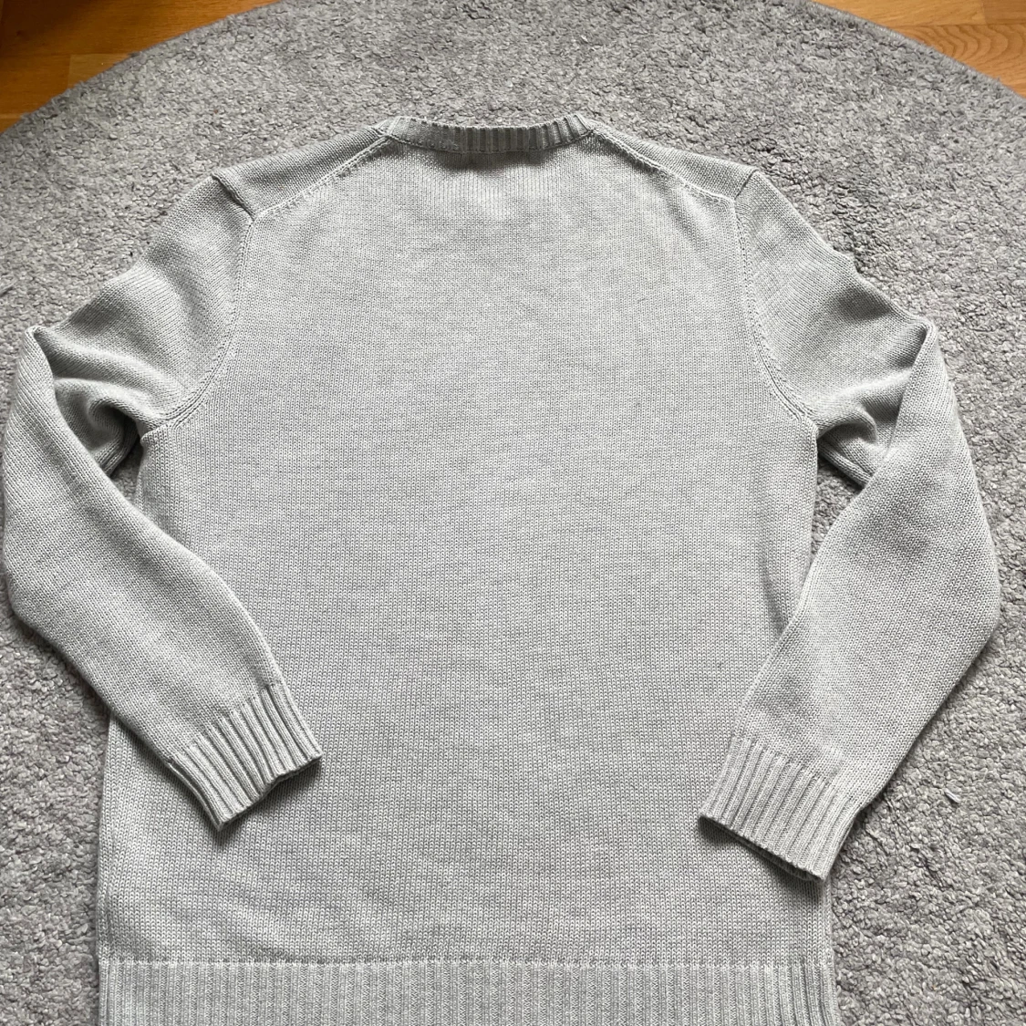 Grå stickad tröja från Polo Ralph Lauren - 1