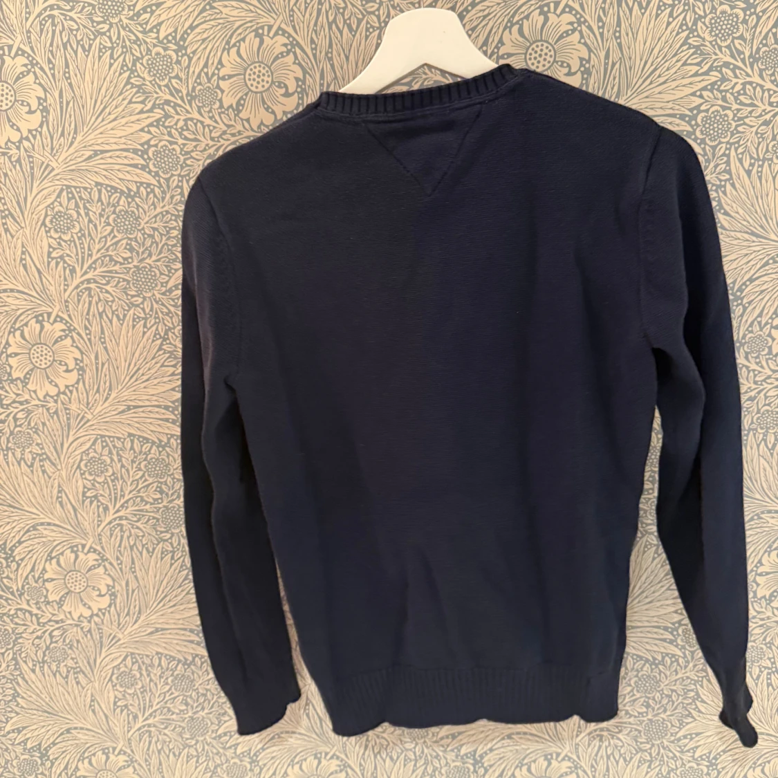 Mörkblå stickad tröja Tommy Hilfiger - 1