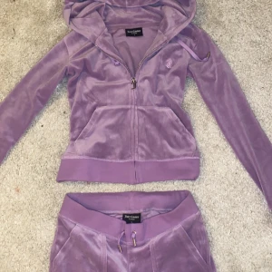 Lila Juicy Couture set - Storlek S, gott skick