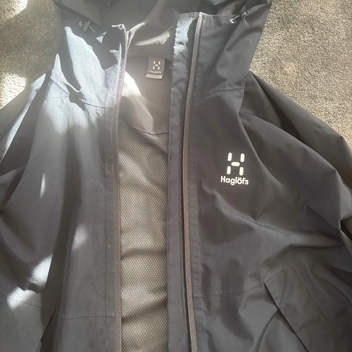 Svart vindjacka Haglöfs, stl S - 1