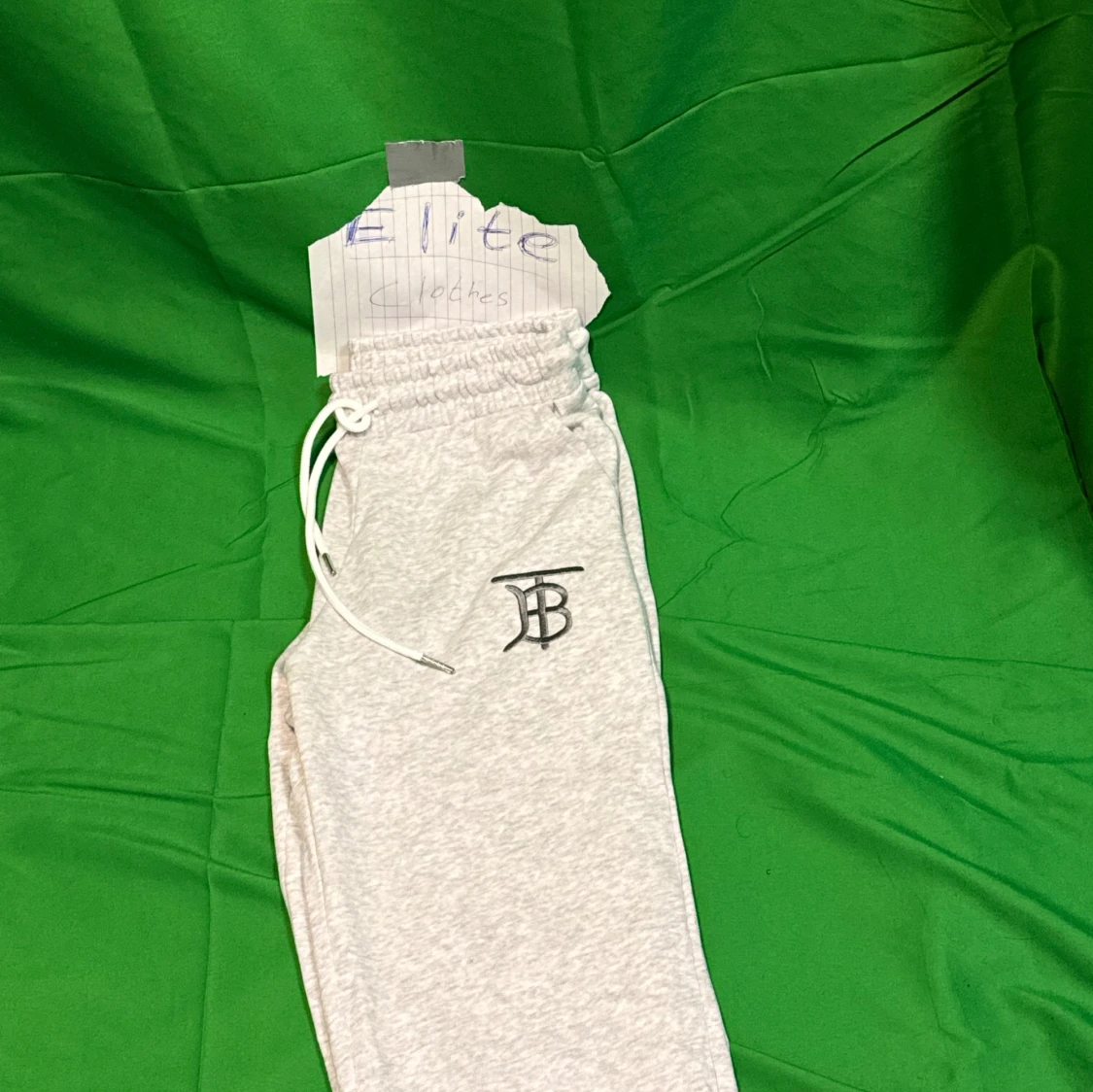 Grå mjukisbyxor med snörning - 2