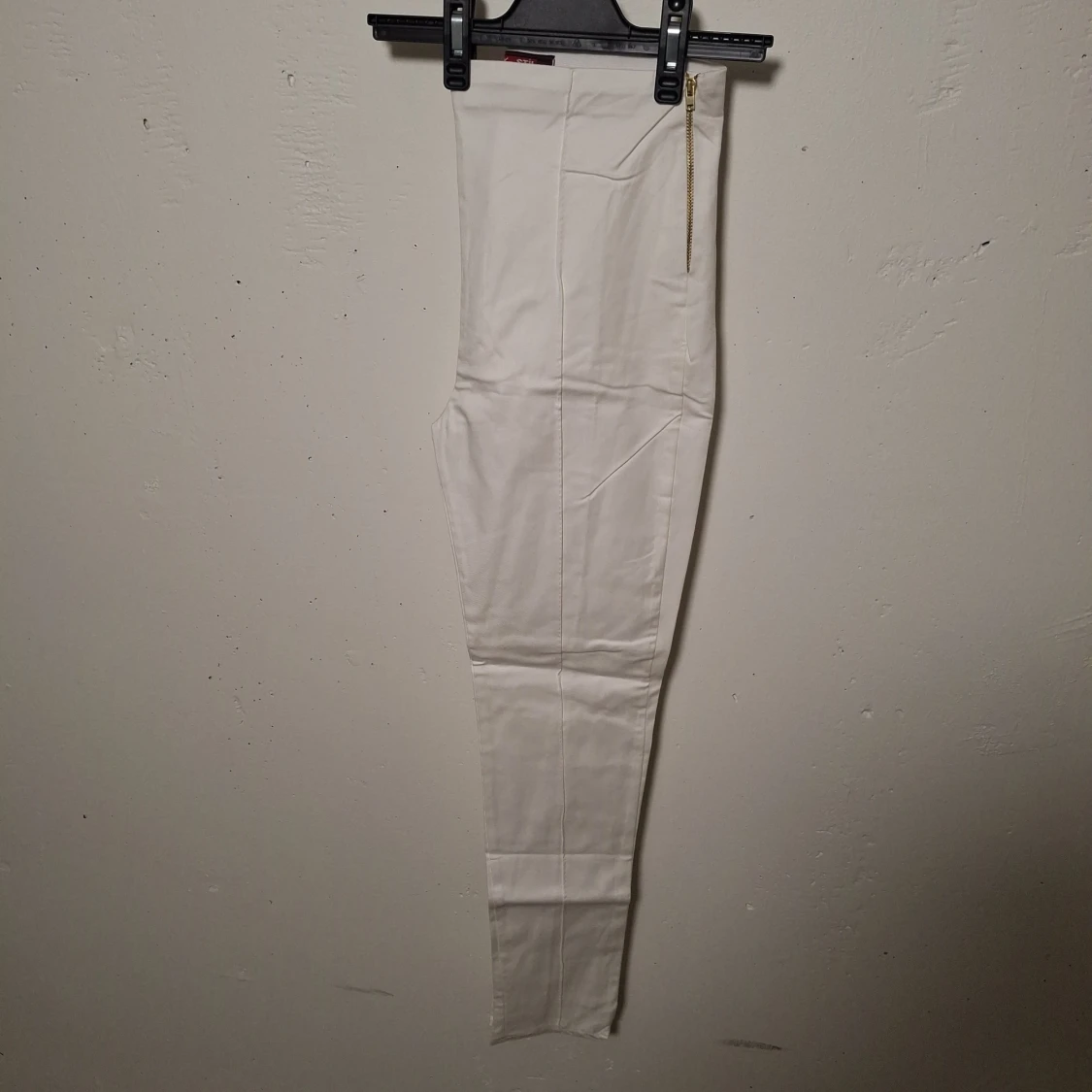 Vita slim byxor med dragkedja - 2