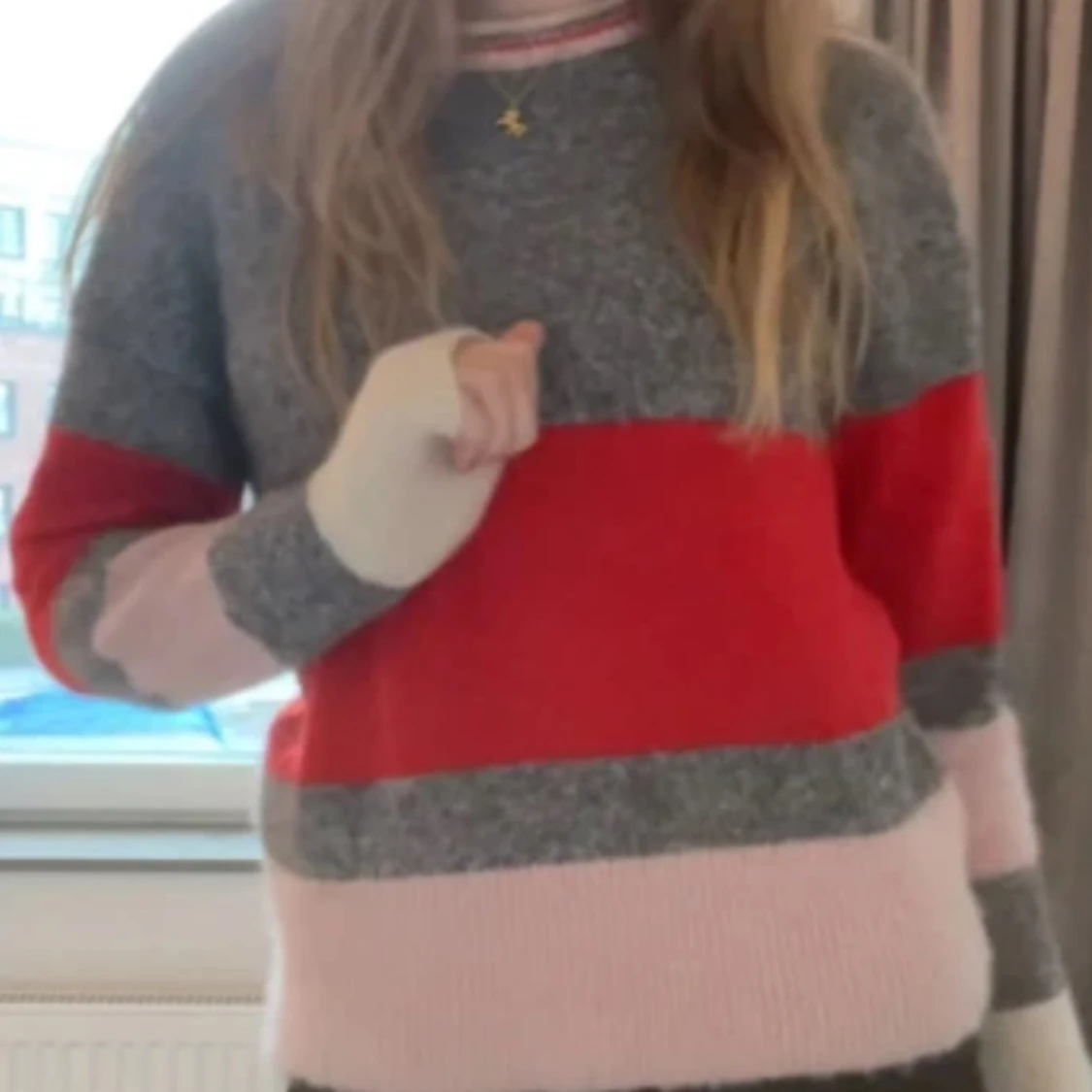 Stickad tröja från & Other Stories