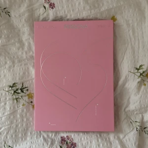 bts persona album  - persona - version 1, skriv för frågor om tillbehör osv!