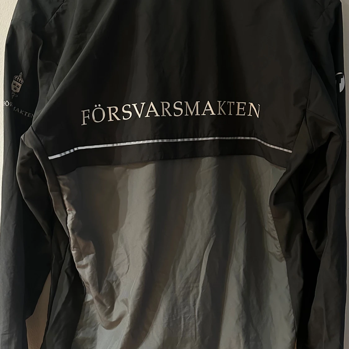 Försvarsmakten Svart/grå vindjacka & T-shirt Trimtex S - 2