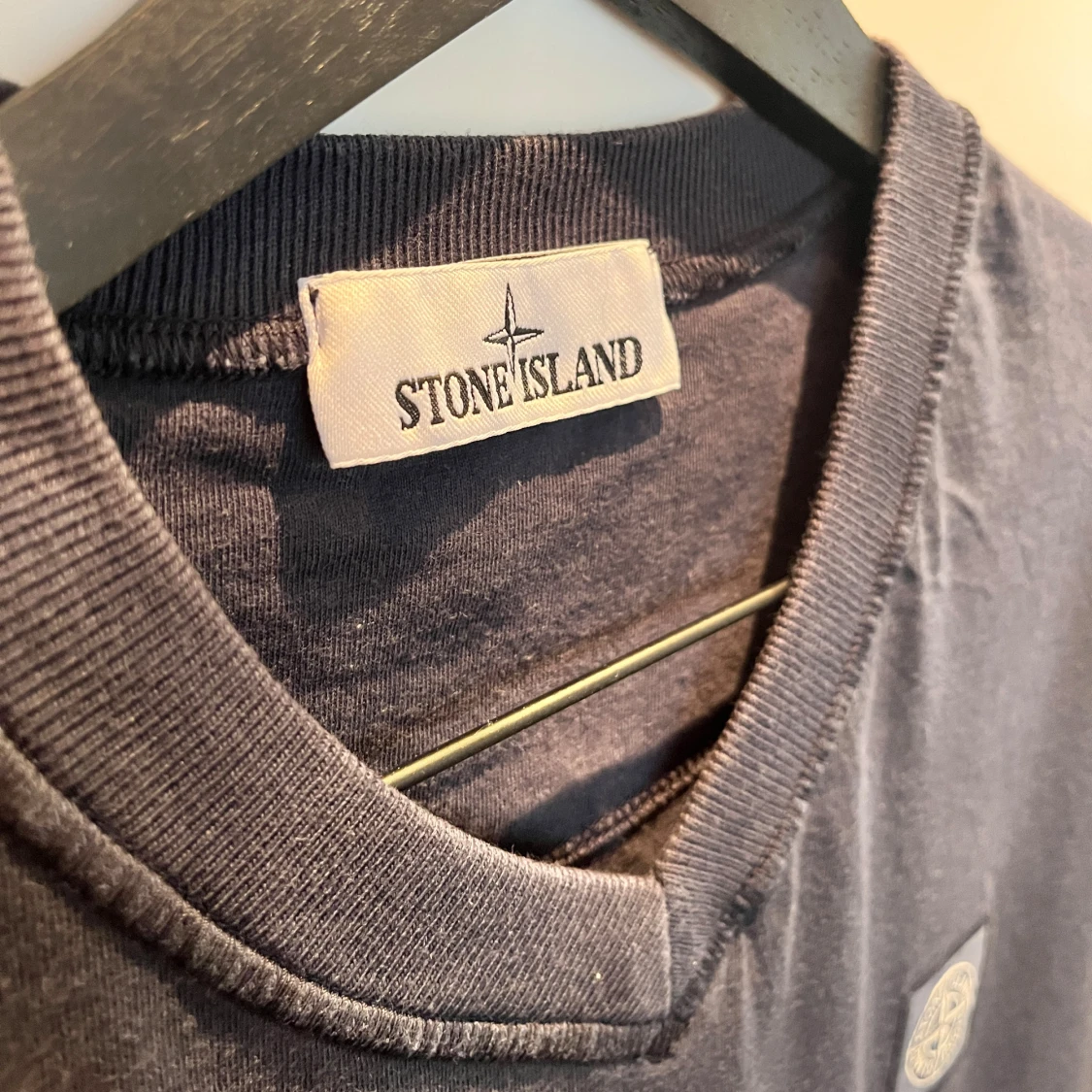 Mörk blå t-shirt från Stone Island - 2