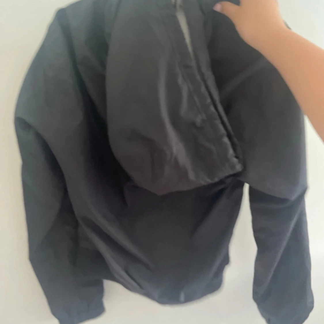 Svart vindjacka från Hollister - 2