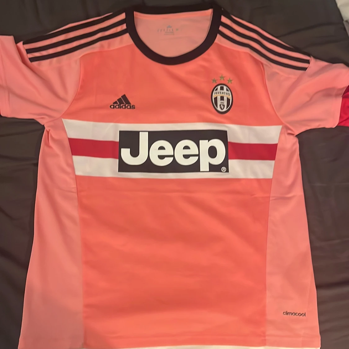 Juventus rosa fotbollströja Adidas