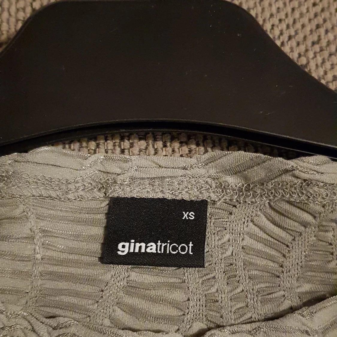 Ljusgrön långärmad topp Gina Tricot XS - 2